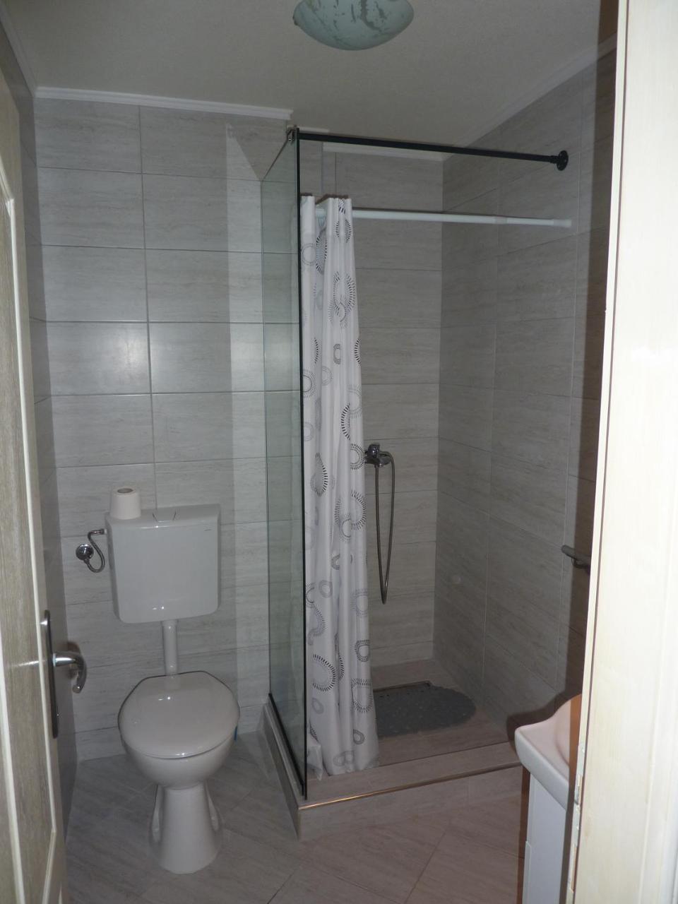 Rose - Apartmani Janovic Lustica Bagian luar foto