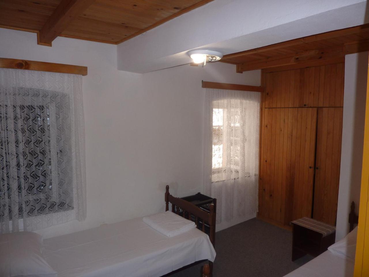 Rose - Apartmani Janovic Lustica Bagian luar foto